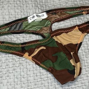 Camouflage Thong - Medium 💚🤎